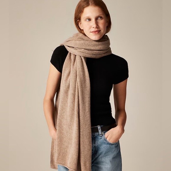 J. Crew Sweaters - NWT J CREW Oversized cashmere wrap in Hthr Birch